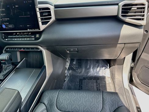 Used 2023 Toyota Sequoia SR5 w/ SR5 Premium Package AWD/4WD image 18