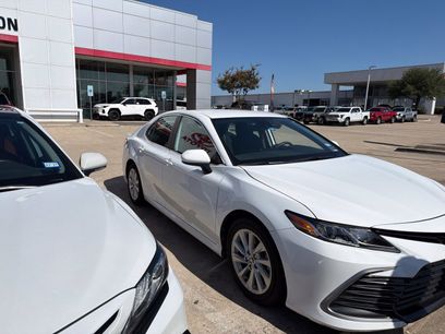 Used 2022 Toyota Camry LE