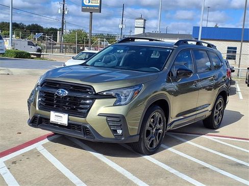 Certified 2025 Subaru Ascent Bronze Edition image 2