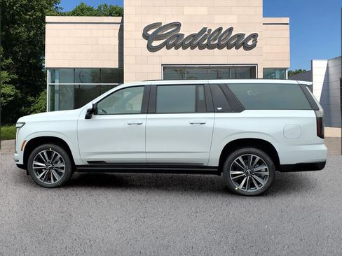 New 2026 Cadillac Escalade ESV Sport w/ Touring Package AWD/4WD image 2