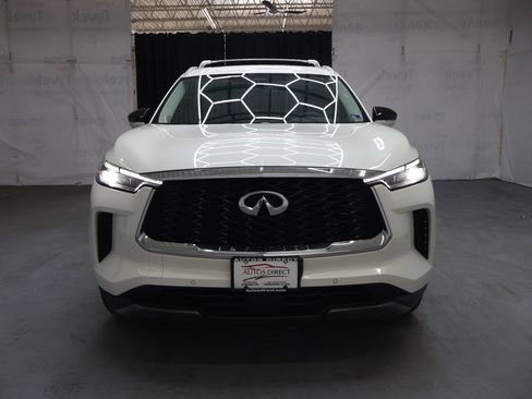 Used 2023 INFINITI QX60 Sensory w/ Cargo Package AWD/4WD image 2