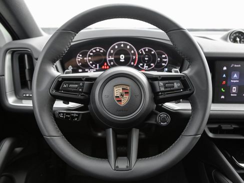 Certified 2026 Porsche Cayenne Coupe image 14