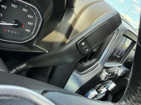 Used 2020 GMC Sierra 1500 Elevation w/ Elevation Value Package AWD/4WD image 21