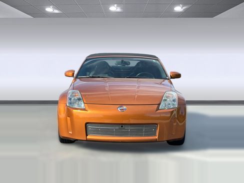 Used 2004 Nissan 350Z Touring image 5