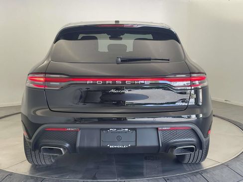 Certified 2023 Porsche Macan AWD/4WD image 6