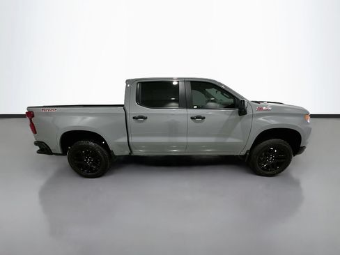 Used 2024 Chevrolet Silverado 1500 LT Trail Boss w/ LT Trail Boss Premium Package AWD/4WD image 8