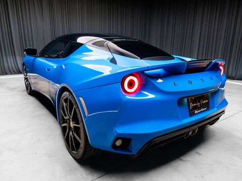 Used 2018 Lotus Evora 400 RWD image 11