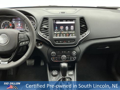 Used 2023 Jeep Cherokee Altitude Lux image 19