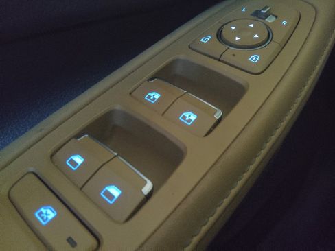 Used 2020 Hyundai Sonata Limited FWD image 27