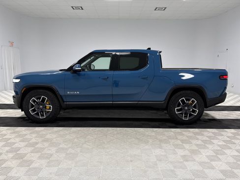 Used 2022 Rivian R1T Launch Edition image 2