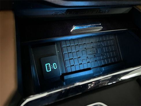 Used 2024 Ford Expedition Max Platinum image 36