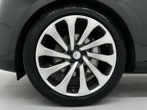 Used 2025 Land Rover Range Rover Long Wheelbase SE image 9