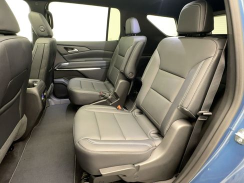 New 2026 Chevrolet Traverse LT w/ Sun and Wheel Package image 15