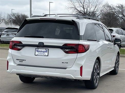 New 2026 Honda Odyssey Elite image 4