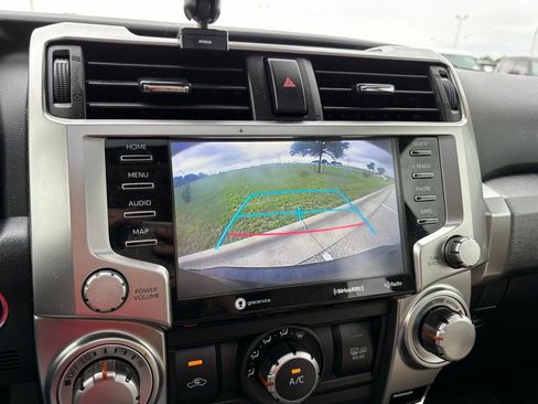 Used 2021 Toyota 4Runner SR5 Premium w/ Moonroof Package AWD/4WD image 11