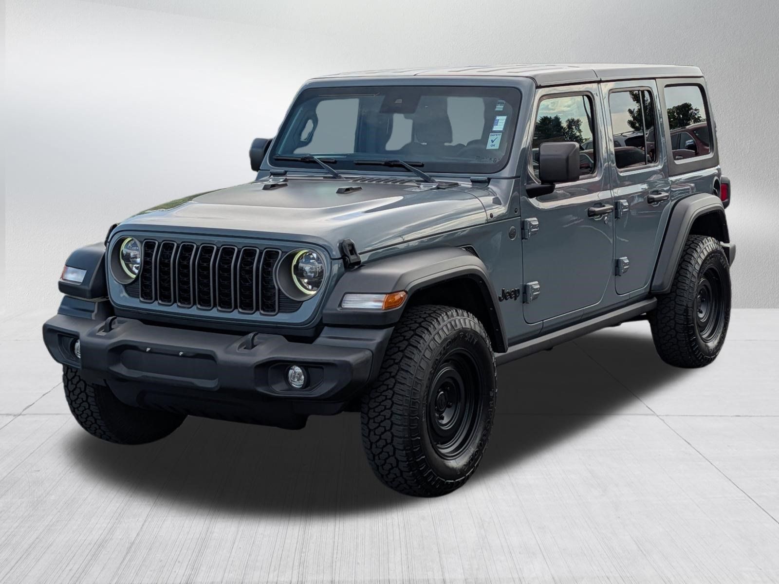 Used 2025 Jeep Wrangler Unlimited Sport AWD/4WD image 3