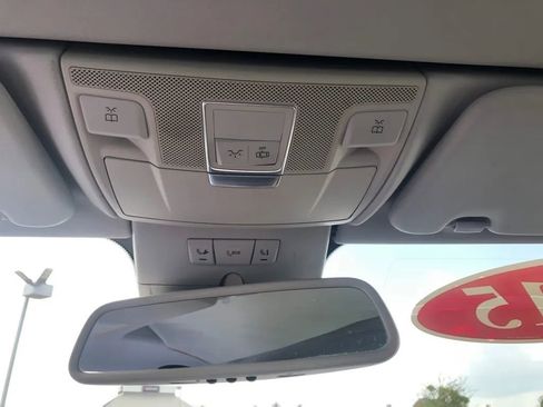 Used 2015 Mercedes-Benz SL 400 image 50