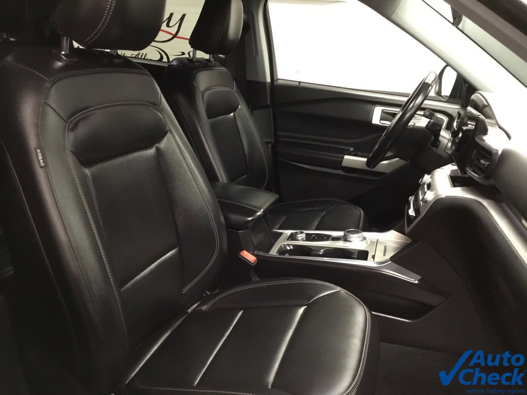 Used 2022 Ford Explorer XLT w/ Equipment Group 202A AWD/4WD image 37