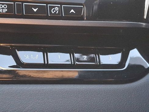 Used 2023 Lexus RX 350 Premium image 23