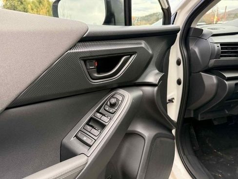 New 2025 Subaru Crosstrek 2.5i Premium image 20