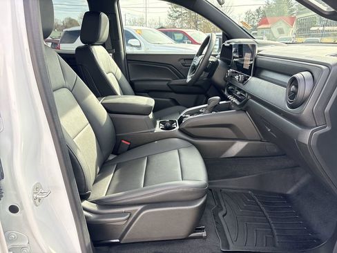 Certified 2024 Chevrolet Colorado Trail Boss image 30