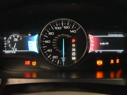 Used 2011 Ford Edge Limited FWD image 10