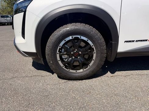 New 2026 Nissan Pathfinder Rock Creek AWD/4WD image 9