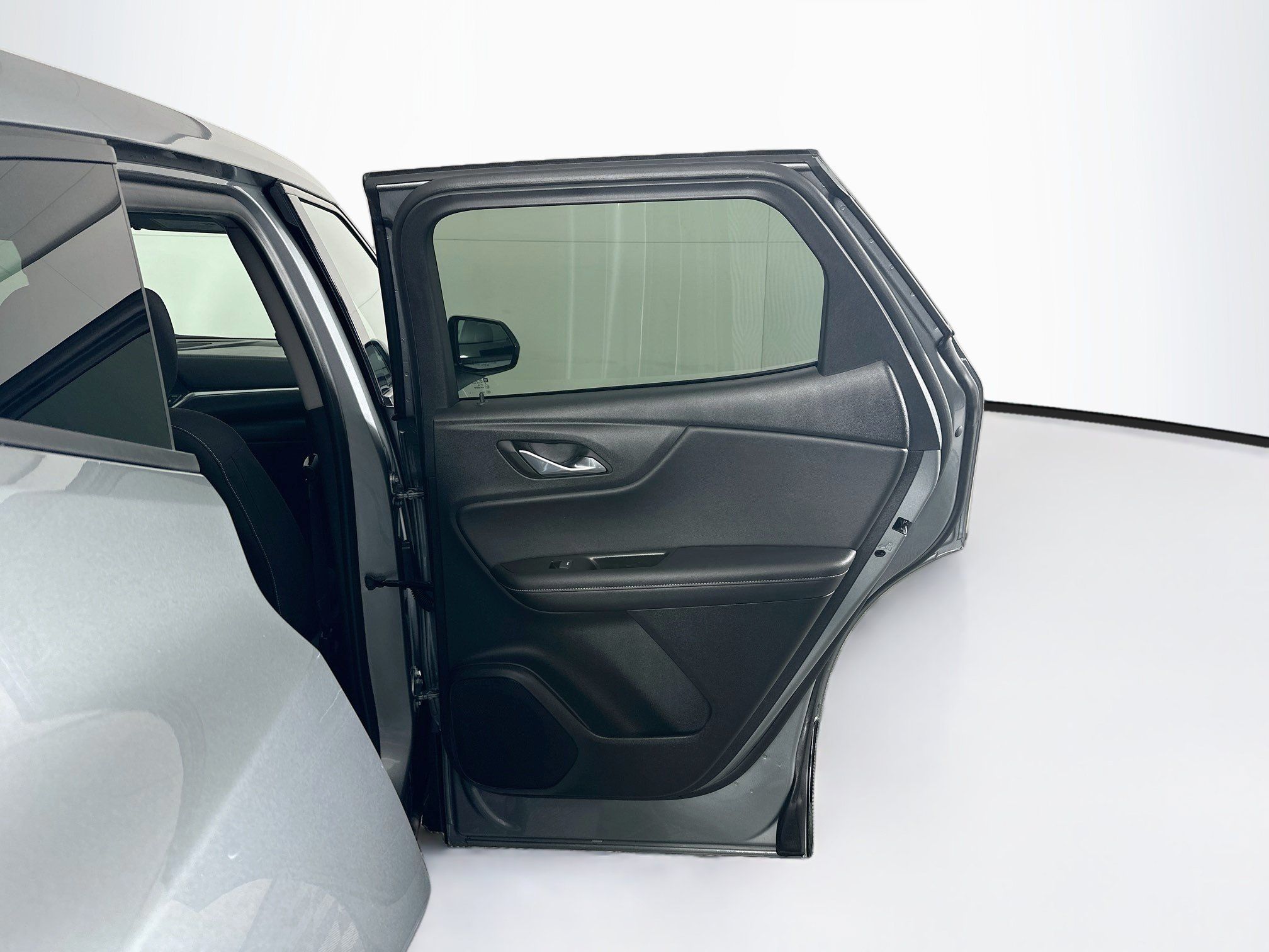 Used 2026 Chevrolet Blazer LT FWD image 30