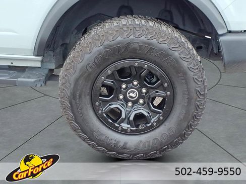 Used 2022 Ford Bronco Wildtrak image 4