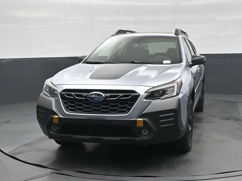 Used 2022 Subaru Outback Wilderness image 8