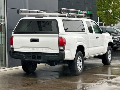 Used 2023 Toyota Tacoma SR RWD image 3
