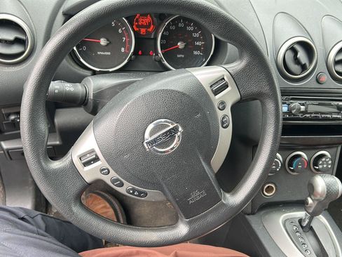 Used 2010 Nissan Rogue S Krom Edition AWD/4WD image 10