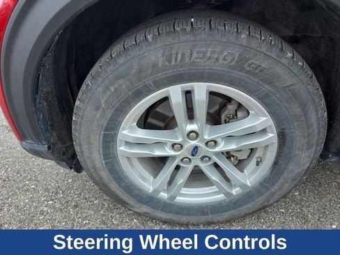 Used 2023 Ford Explorer XLT w/ Equipment Group 202A AWD/4WD image 22