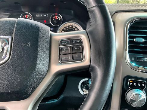 Used 2014 RAM 1500 Laramie AWD/4WD image 24