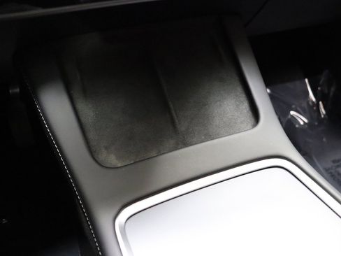 Used 2023 Tesla Model 3 Standard Range image 50