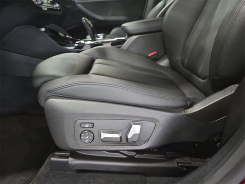 Used 2021 BMW X4 xDrive30i w/ Convenience Package image 27