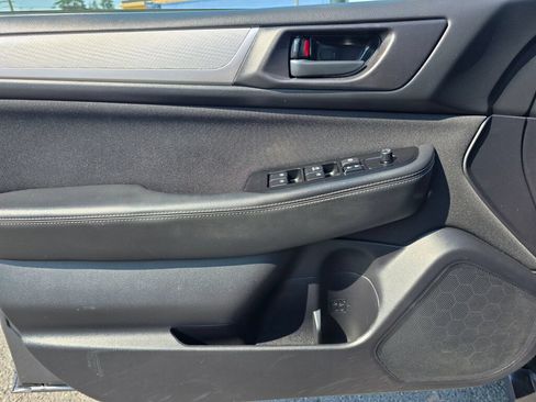 Used 2019 Subaru Legacy 2.5i AWD/4WD image 17