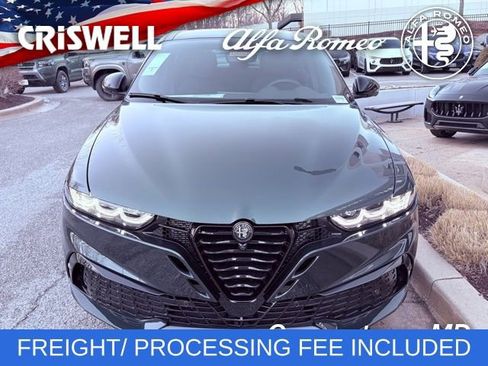 New 2026 Alfa Romeo Tonale w/ Black Premium Package image 2