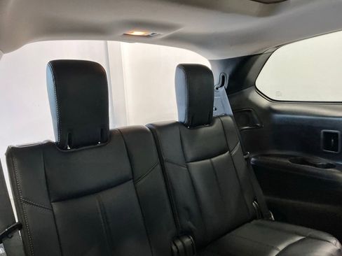 Used 2020 Nissan Pathfinder Platinum FWD image 24