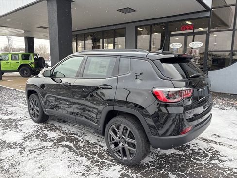 New 2026 Jeep Compass Latitude image 5