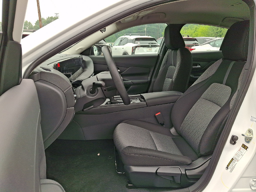 New 2026 Nissan Sentra SV w/ Floor Mat Package FWD image 7