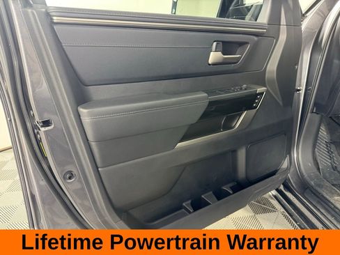 Used 2025 Toyota Tundra Limited image 10