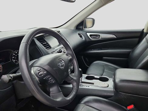 Used 2020 Nissan Pathfinder SL FWD image 10