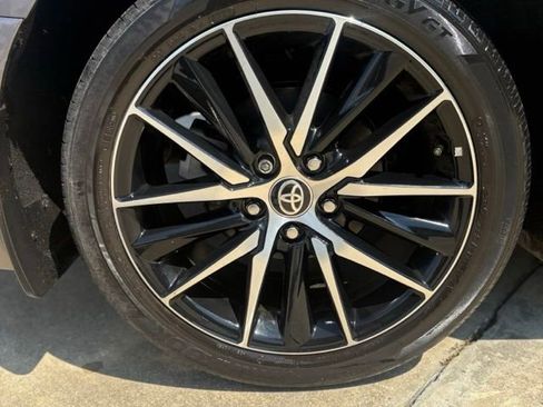 Used 2024 Toyota Camry SE FWD image 12