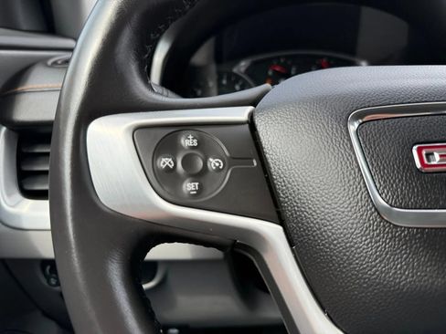 Used 2019 GMC Terrain SLE w/ Driver Convenience Package AWD/4WD image 25