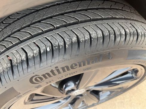 Used 2023 Buick Envision Preferred image 7