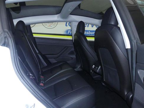 Used 2019 Tesla Model 3 Standard Range Plus image 19