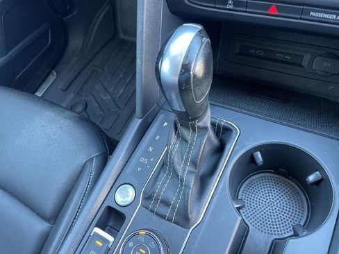 Used 2021 Volkswagen Atlas SE image 27