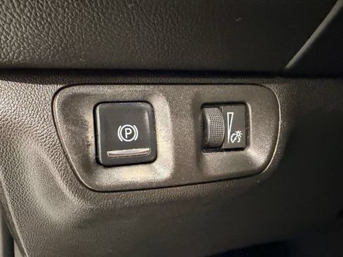 Used 2017 GMC Acadia SLT AWD/4WD image 35