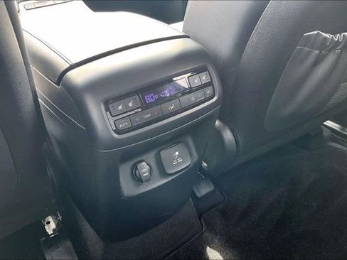 Used 2021 Hyundai Palisade Limited image 10